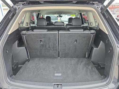 2024 Volkswagen Atlas 2.0T SE w/Technology 4MOTION