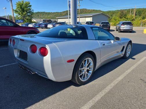 1999 Chevrolet Corvette Base