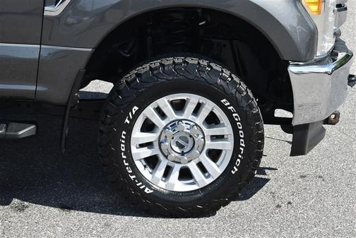 Ingot Silver Metallic 2017 Ford F-250 SUPER DUTY