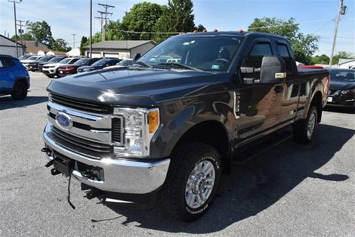 Ingot Silver Metallic 2017 Ford F-250 SUPER DUTY