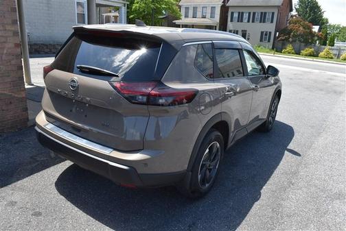 TAN 2024 Nissan Rogue SV