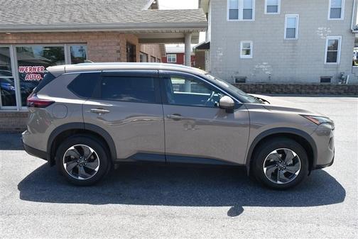 TAN 2024 Nissan Rogue SV