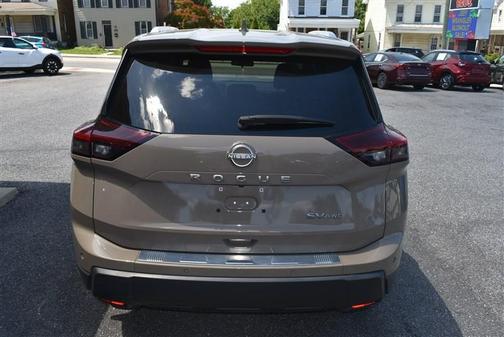 TAN 2024 Nissan Rogue SV