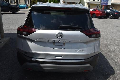 Brilliant Silver Metallic 2023 Nissan Rogue SV