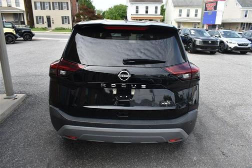 Super Black 2023 Nissan Rogue S