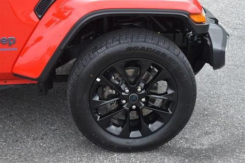 Firecracker Red Clearcoat 2025 Jeep Wrangler 4xe Sahara
