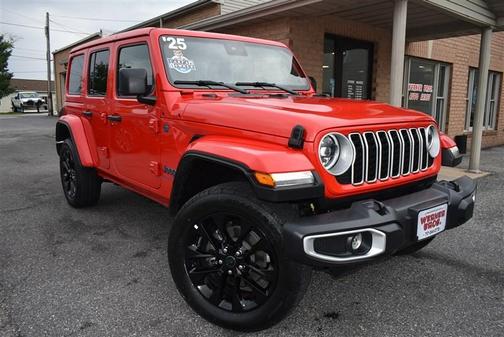 Firecracker Red Clearcoat 2025 Jeep Wrangler 4xe Sahara