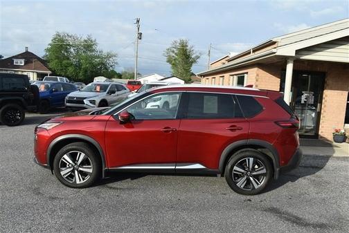 2022 Nissan Rogue SL