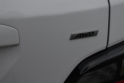 Lunar White 2023 Hyundai KONA SEL