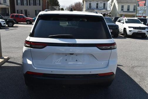 2023 Jeep Grand Cherokee Altitude