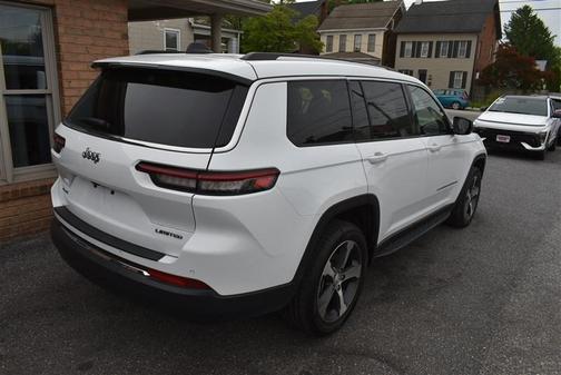 Bright White Clearcoat 2023 Jeep Grand Cherokee L Limited