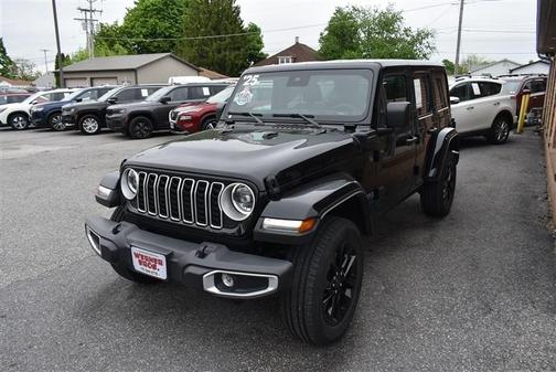 Black Clearcoat 2025 Jeep Wrangler 4xe Sahara