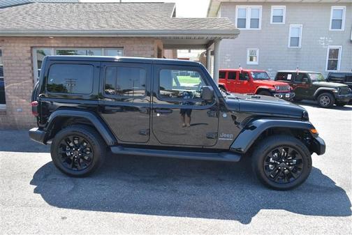 Black Clearcoat 2025 Jeep Wrangler 4xe Sahara
