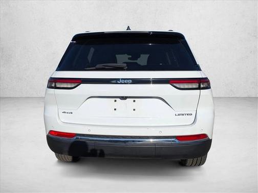 Bright White Clearcoat 2023 Jeep Grand Cherokee Limited