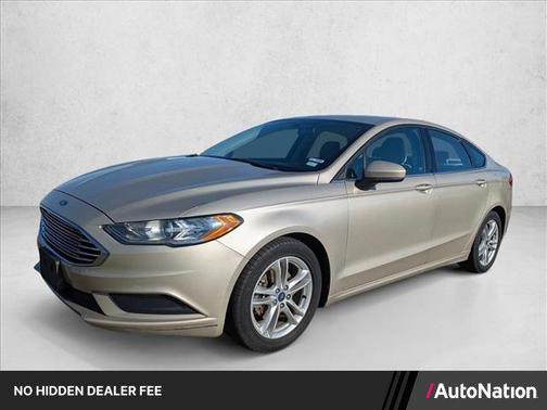 White Gold Metallic 2018 Ford Fusion SE