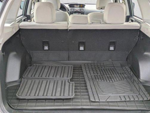 Jasmine Green Metallic 2016 Subaru Forester 2.5i