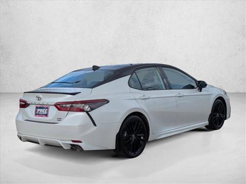 Wind Chill Pearl/Midnight Black Metallic 2023 Toyota Camry XSE