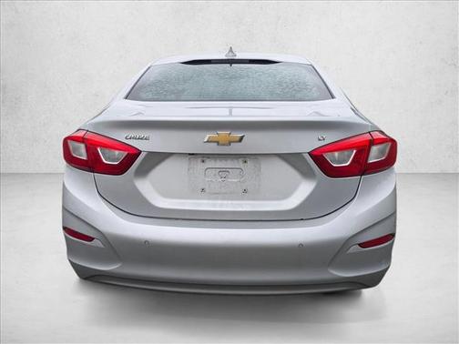 Silver Ice Metallic 2016 Chevrolet Cruze LT Auto
