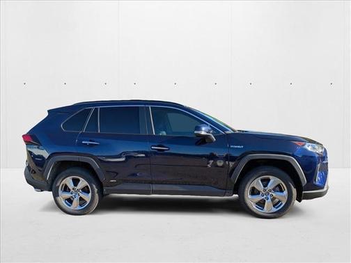 2020 Toyota RAV4 Hybrid SE