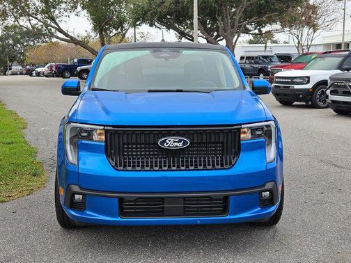 Velocity Blue 2026 Ford Maverick Lobo Standard
