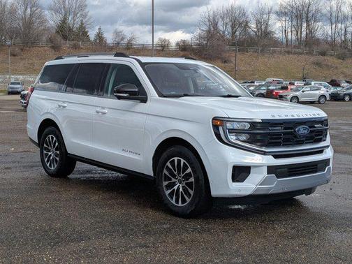 2025 Ford Expedition Platinum