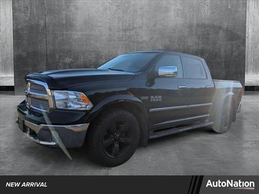 2018 RAM 1500 SLT