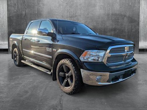 2018 RAM 1500 SLT
