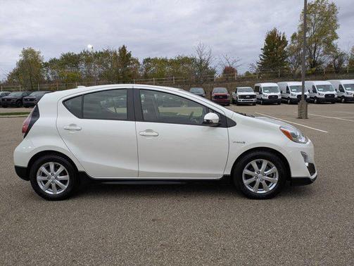 2017 Toyota Prius c Two