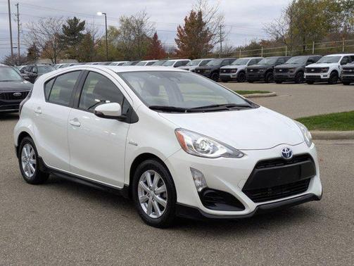 2017 Toyota Prius c Two