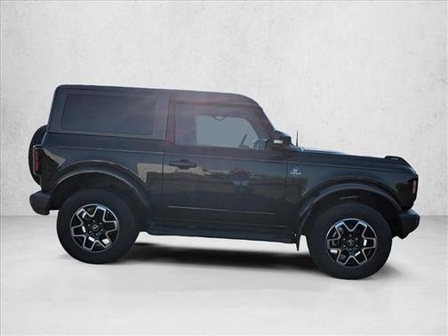 Shadow Black 2022 Ford Bronco Outer Banks
