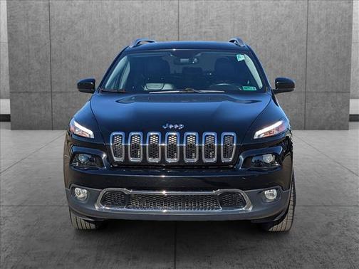 Photo 2 of 24 of 2017 Jeep Cherokee Limited