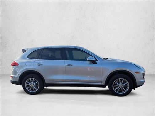 2016 Porsche Cayenne Cayenne