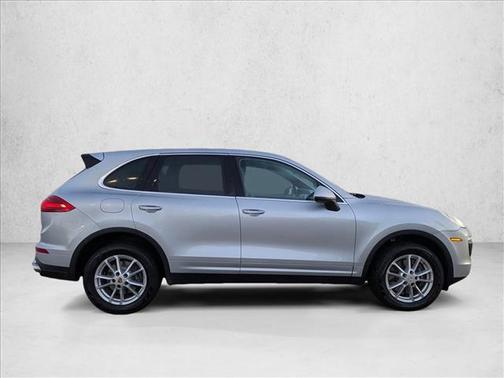 2016 Porsche Cayenne Cayenne