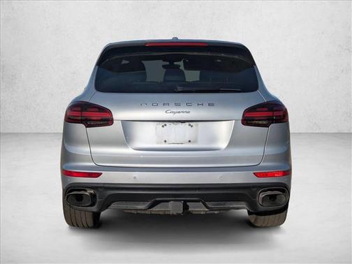 2016 Porsche Cayenne Cayenne