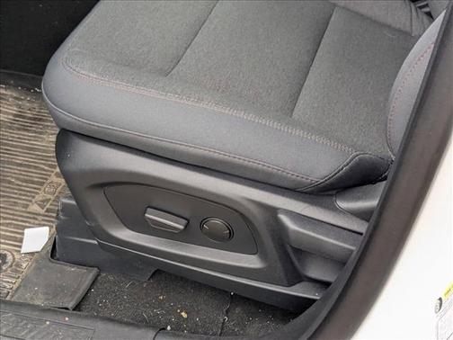 Star White Metallic Tri-Coat 2026 Ford Explorer Active