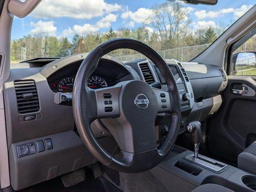 Radiant Silver 2011 Nissan Frontier SV