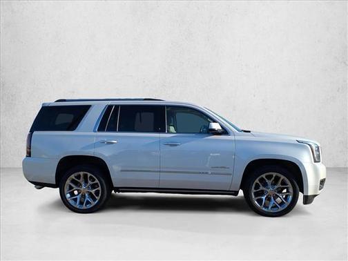 White Frost Tricoat 2018 GMC Yukon Denali