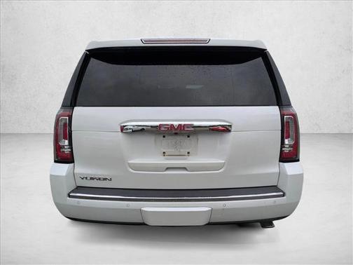 White Frost Tricoat 2018 GMC Yukon Denali