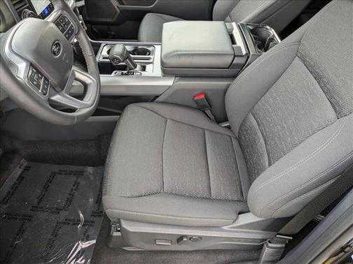 Agate Black Metallic 2026 Ford F-150 XLT