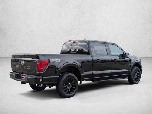 Agate Black Metallic 2026 Ford F-150 XLT