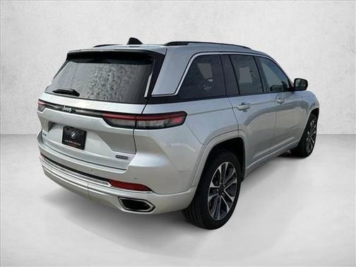 Silver Zynith 2022 Jeep Grand Cherokee 4xe Overland