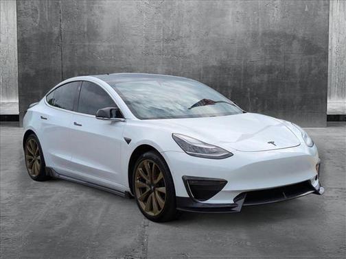 2019 Tesla Model 3 Long Range