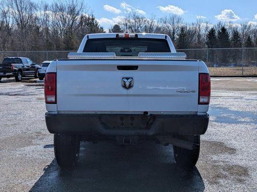 2018 RAM 2500 Tradesman Crew Cab 4x4 6'4' Box