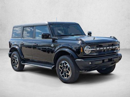 Shadow Black 2026 Ford Bronco Outer Banks