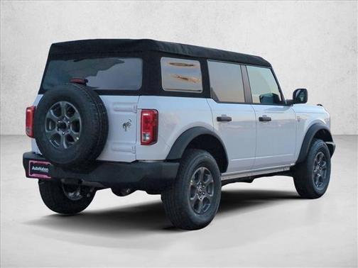 Oxford White 2026 Ford Bronco Big Bend
