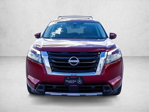 2023 Nissan Pathfinder Platinum 4WD