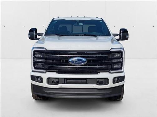 2025 Ford F-350 Platinum