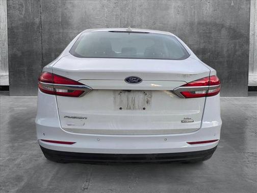 2020 Ford Fusion Hybrid SE