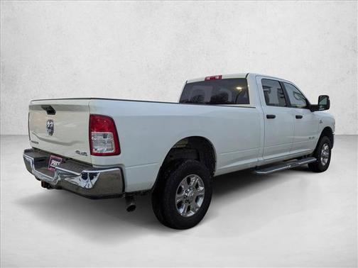 2024 RAM 2500 Big Horn Crew Cab 4x4 8' Box
