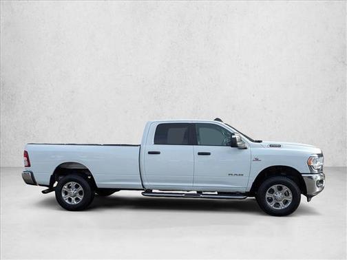 2024 RAM 2500 Big Horn Crew Cab 4x4 8' Box